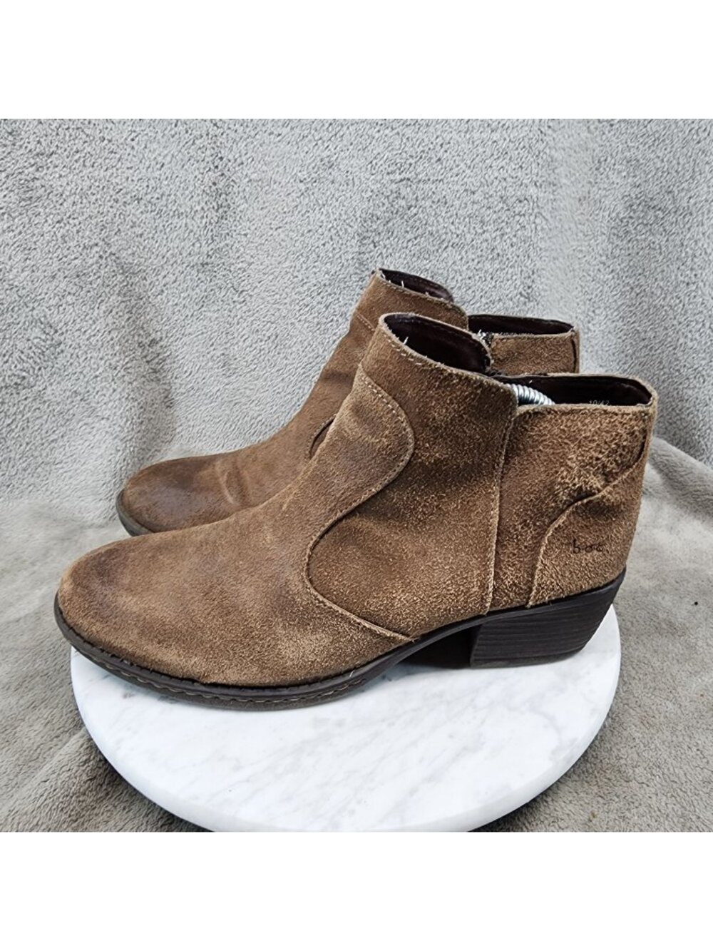 B.O.C. Shoes Womens Size 10 Brown Leather Side Zip Ankle Booties *Read*